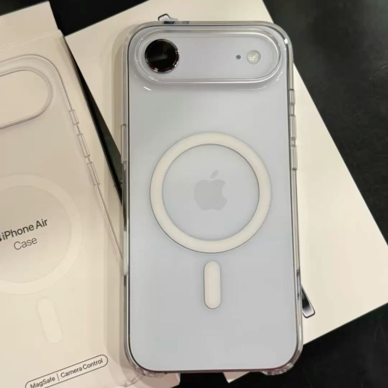 iPhone 17 Air Clear Case with MagSafe